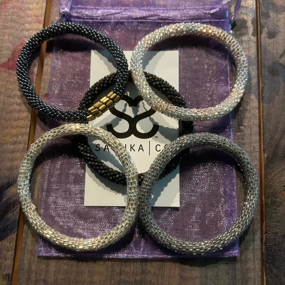 Sashka Co Beaded Bracelets Set of 5 B58